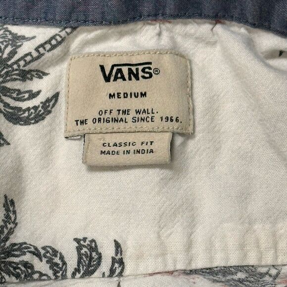 Vans Shirt Mens Size M Button Up Short Sleeve Classic Fit Palm Trees Beach FLAWS - Picture 3 of 7